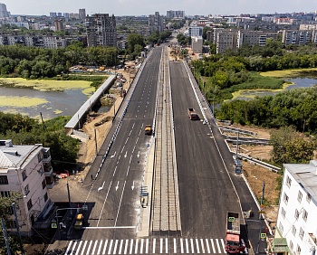 Ленинградский мост через реку Миасс по проспекту Победы